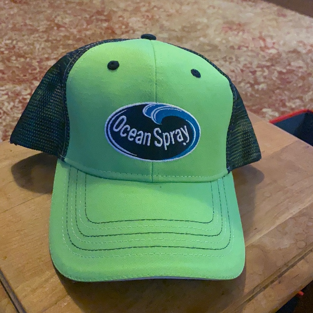 Ocean spray hat